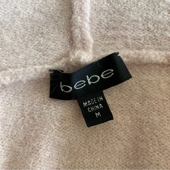 VTG Bebe pale pink hoodie w/ fur trim